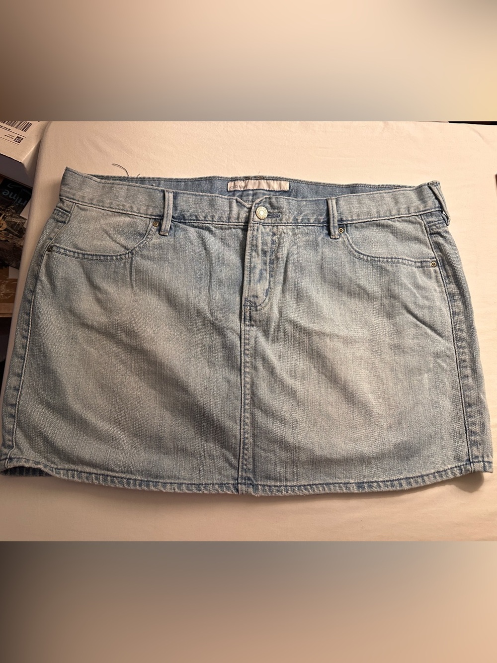 2008 Old Navy Low-rise Light Wash Denim Mini Skirt - Y2K Vintage